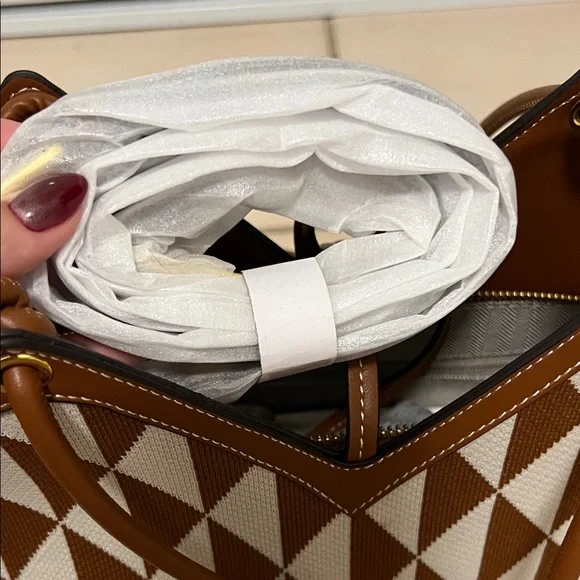 Geometric Brown and Cream Shoulder Bag - Picture 4 of 6